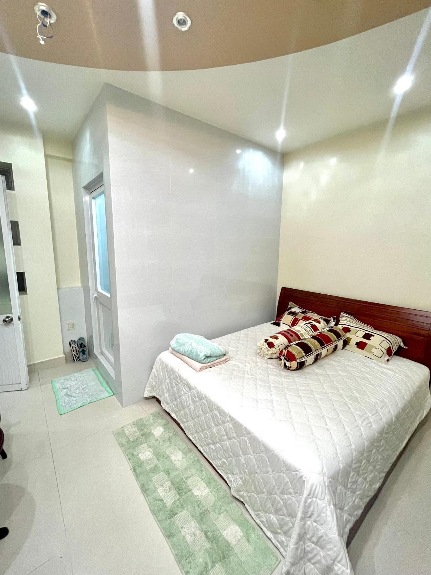 Cherry Homestay - Hoang De Motel Chau Doc Exterior photo